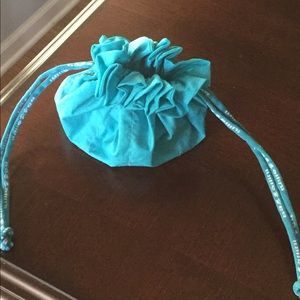 Baggallini travel drawstring jewelry bag